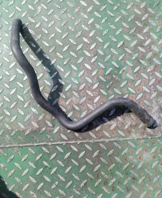 BMW 3 E46 Coolant pipe/hose 6903313