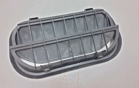 Volkswagen PASSAT B7 USA Quarter panel pressure vent 6R0819465