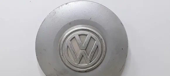 Volkswagen Golf III Original wheel cap 1H0601149B 1H0601151B