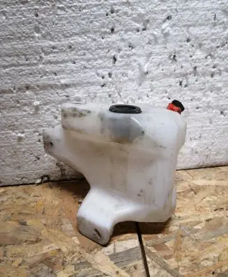 Opel Corsa D Windshield washer fluid reservoir/tank 55702892