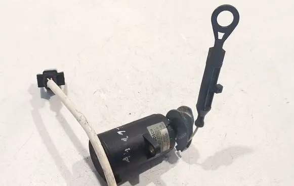 Audi A4 S4 B5 8D Accelerator pedal position sensor 0281002229