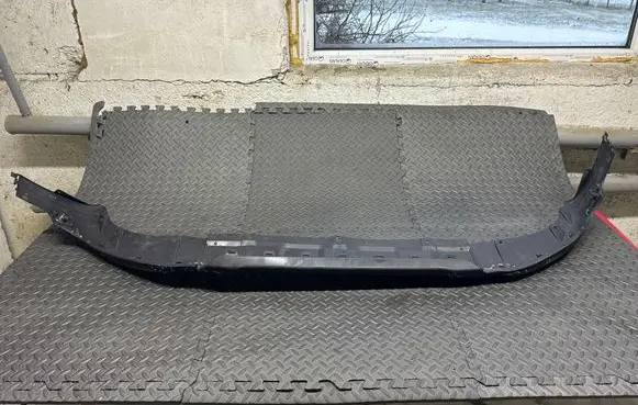 Mini Cooper Countryman F60 Front bumper lip 51117390521