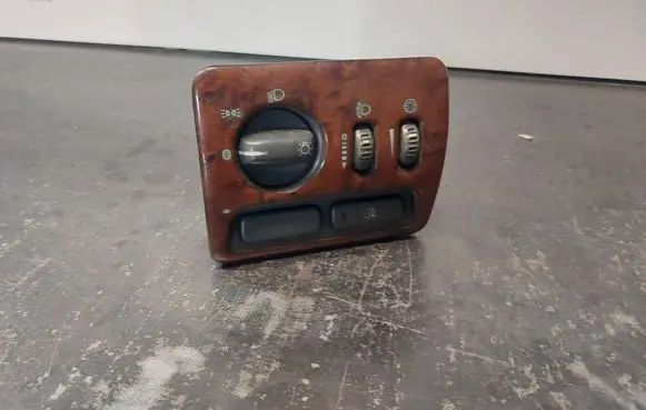 Volvo V70 Light switch 7923