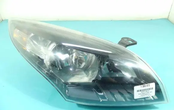 Renault Megane III Headlight/headlamp 260103187R IMPRK1355872