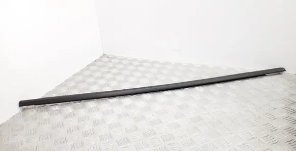Volkswagen Sharan Door glass trim 
