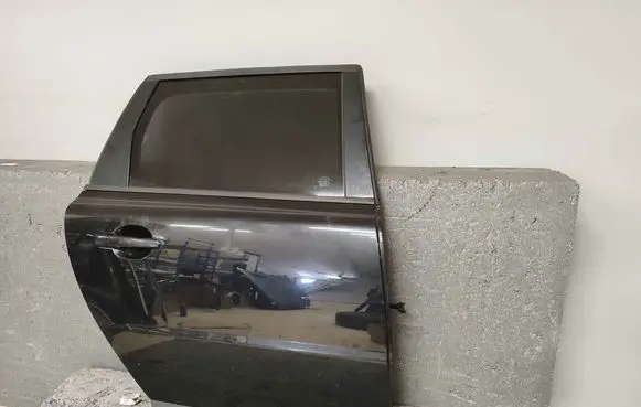 Volvo V70 Rear door 32228897 31335626