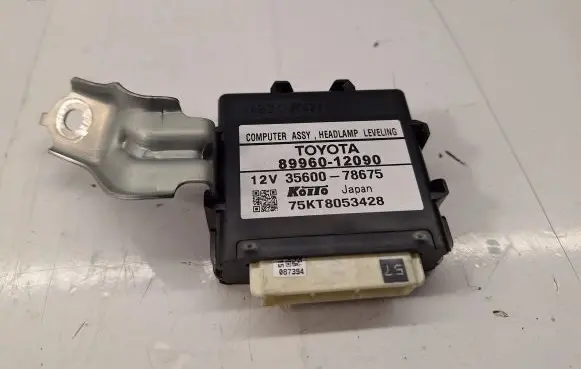 Toyota Auris 150 Light module LCM 3560078675 8996012210 75KT8053428