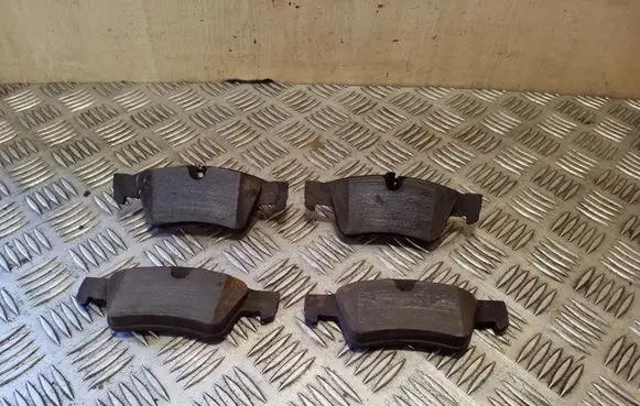 Mercedes-Benz ML W164 Brake pads (rear) 