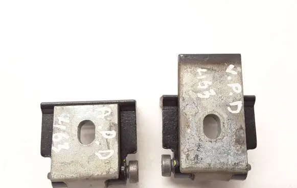 Peugeot 607 Front door hinge set 