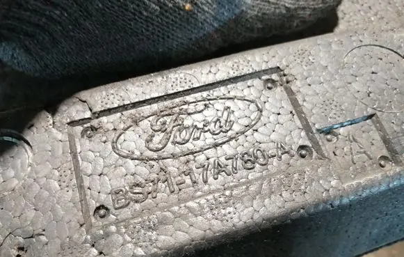 Front bumper foam support bar