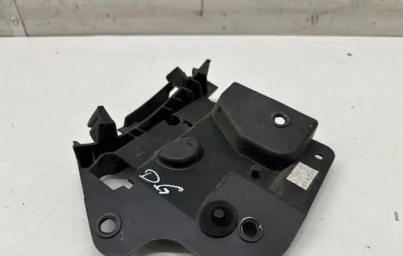 Ford Puma Rear bumper mounting bracket L1TB17E850A