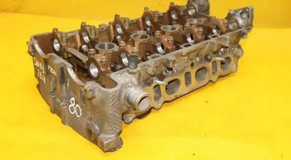 Volkswagen Beetle 1302 Engine head 