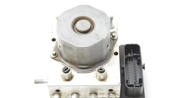 Nissan Qashqai ABS Pump 476604EA1E