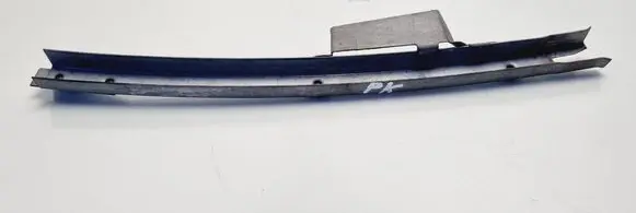 Volvo V70 Front door windshield rail 