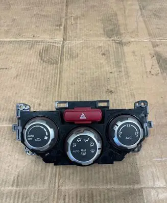 Subaru Impreza III Climate control unit 72311SC110