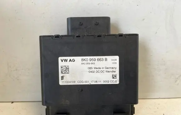Audi Q5 SQ5 Voltage converter/converter module 8K0959663B 8K0959663 0002CCJ2