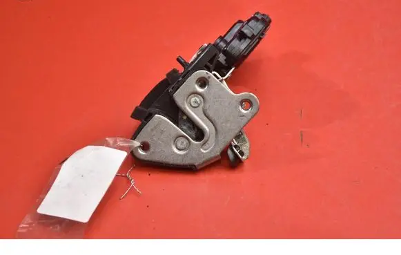 Dacia Spring Rear door lock 825035134R