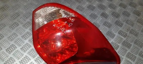 Toyota RAV 4 (XA30) Rear/tail lights