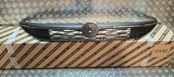 Fiat Doblo Front bumper upper radiator grill S26338681 735594204