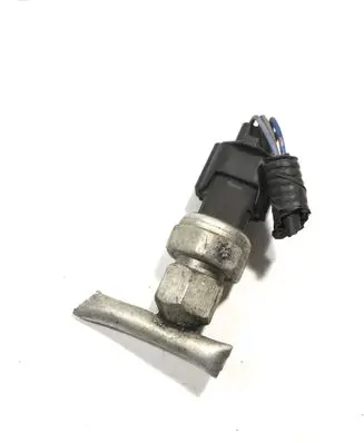Nissan Qashqai Air conditioning (A/C) pressure sensor 