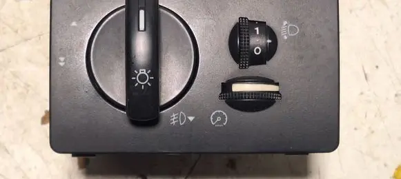 Ford Focus C-MAX Light switch 3M5T13A024CB 04057432