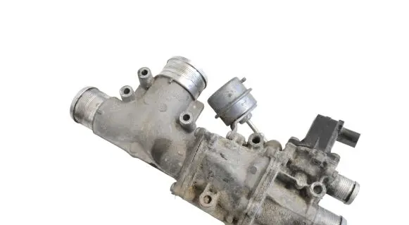 Jaguar XJ X351 EGR valve 1043806S02 1045175S01