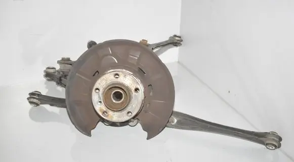 BMW 3 F30 F35 F31 Rear wheel hub 6792521 33326792521 6792525