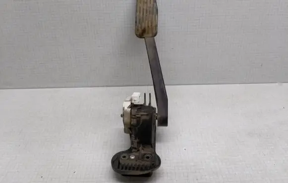 Volvo S60 Accelerator throttle pedal 30636003 6PV00853700