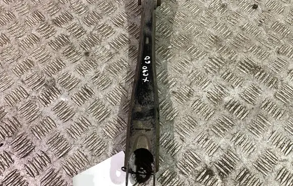 Rear control arm