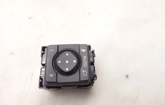 Toyota RAV 4 (XA50) Wing mirror switch 183746
