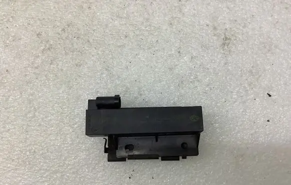 Lancia Thema Aerial antenna amplifier 64469T 1921255464