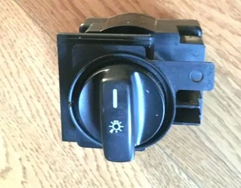 Mercedes-Benz B W245 Light switch 1695451704 32220501 0363483