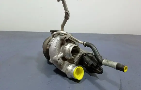 BMW 5 GT F07 Turbo system vacuum part 8600290