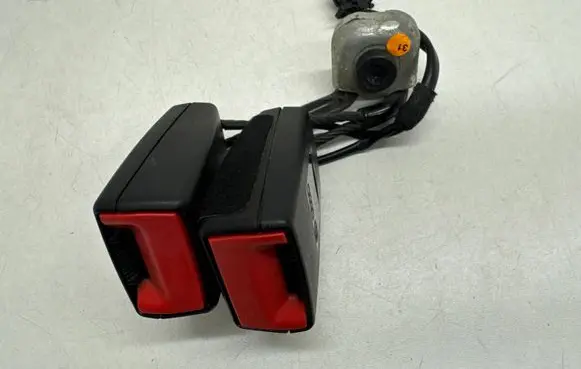 Volkswagen PASSAT B7 Rear seatbelt buckle 3AA857739A