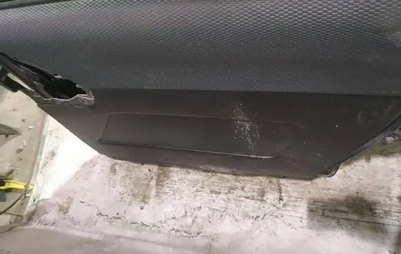 Mazda 5 Rear door card panel trim