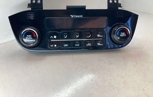 KIA Sportage Climate control unit 972503U601