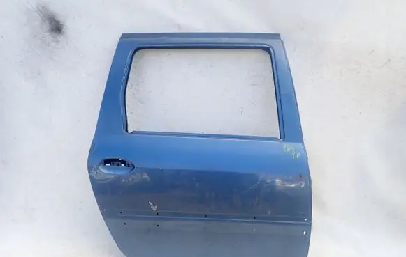 Dacia Logan I Rear door