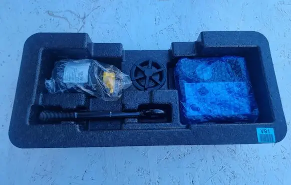 KIA Niro Tool set 09149AT900