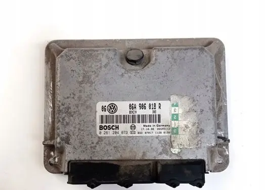 Volkswagen Golf IV Engine control unit/module 06A906018R