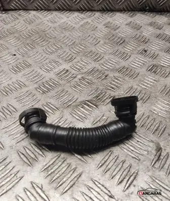 Audi A3 S3 8P Breather hose/pipe 