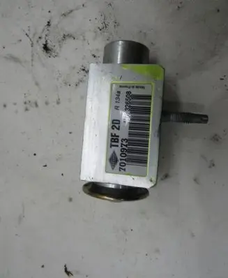 Volvo S60 Air conditioning (A/C) expansion valve GMAUTO4574097