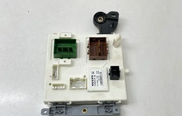 Volvo S90, V90 Comfort/convenience module 31394392AB 171680047 17W254