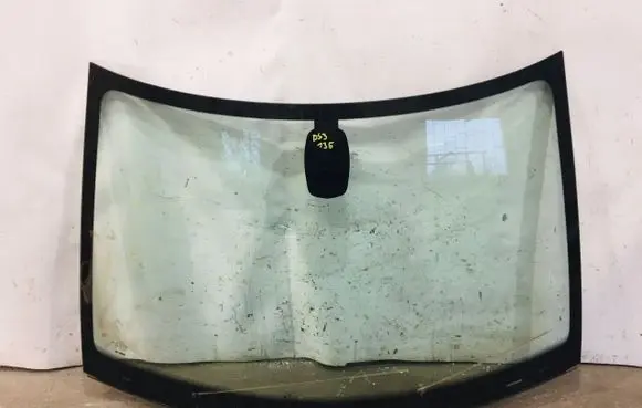 Citroen DS3 Front windscreen/windshield window 