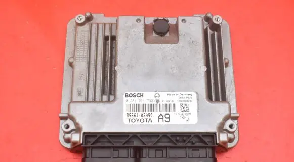 Toyota Corolla Verso E121 Engine control unit/module ECU 89661-02A90