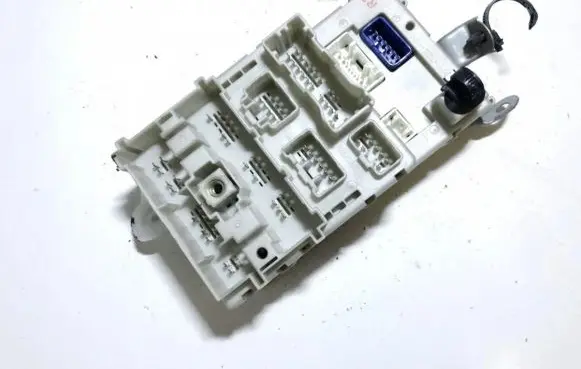 Toyota RAV 4 (XA20) Fuse box set