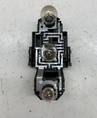 Volkswagen PASSAT B4 Tail light bulb cover holder 3A9945257