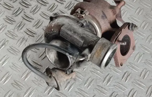 Chrysler Voyager Turbo 352420956 010005E4 VA800706