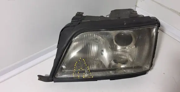 Audi A6 S6 C4 4A Headlight/headlamp 140505-02 201145599