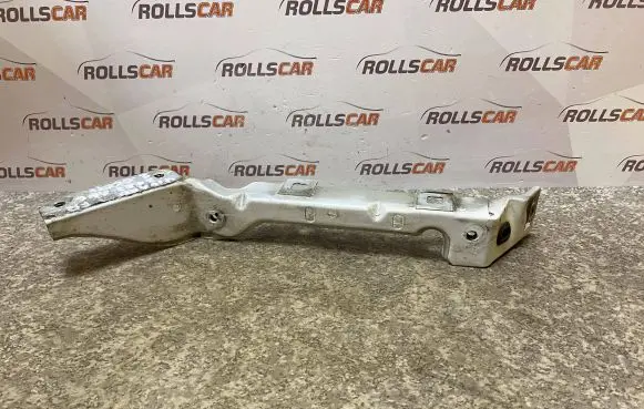 Opel Vivaro Front splash guards bracket 