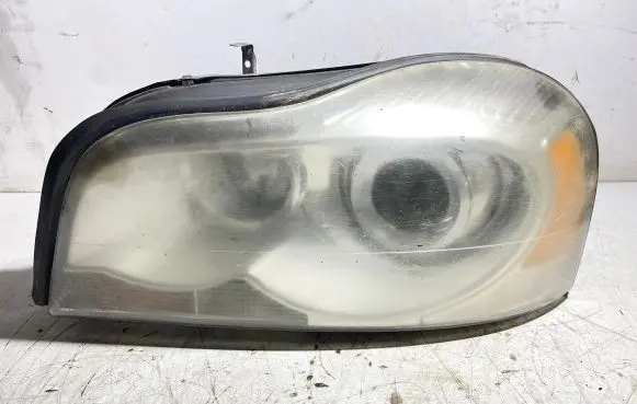 Volvo XC90 Headlight/headlamp 30698576 89900762